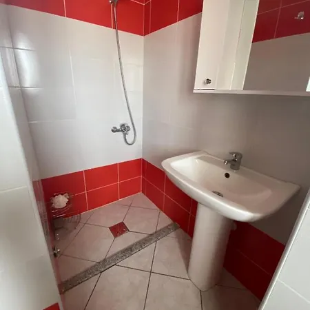 Fabiola's City Center Apartment