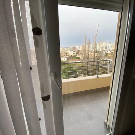 Fabiola's City Center Apartment *