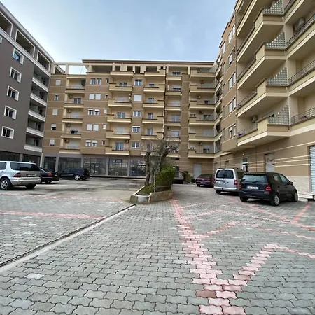 Fabiola's City Center Apartment *