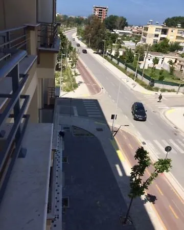 Fabiola's City Center Apartament *